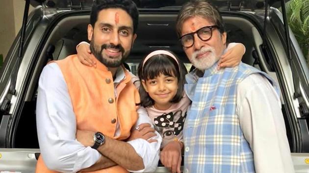 Abhishek and Amitabh Bachchan are admitted at the Nanavati hospital.