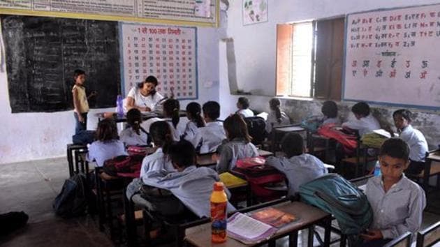 A recent analysis of the education expenditures of eight states by the Centre for Policy Research’s Accountability Initiative showed that while their elementary and secondary school expenditure (per student) increased in 2017-18, as compared to 2014-15, enrolment in government schools fell during the same period.(Yogesh Kumar/HTPhoto)