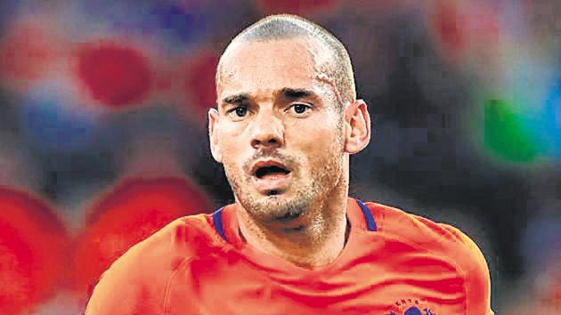 Wesley Sneijder of the Netherlands in action during the FIFA 2018 World Cup Qualifier between the Netherlands and Luxembourg held at De Kuip or Stadion Feijenoord on June 9, 2017 in Rotterdam, Netherlands.(Getty Images)