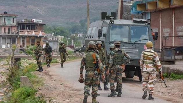 Havildar Negi was attached to the Indian Army’s 11 Garhwal Rifles since 2001. (PTI file photo) Havildar Negi was attached to the Indian Army’s 11 Garhwal Rifles since 2001. (PTI file photo)