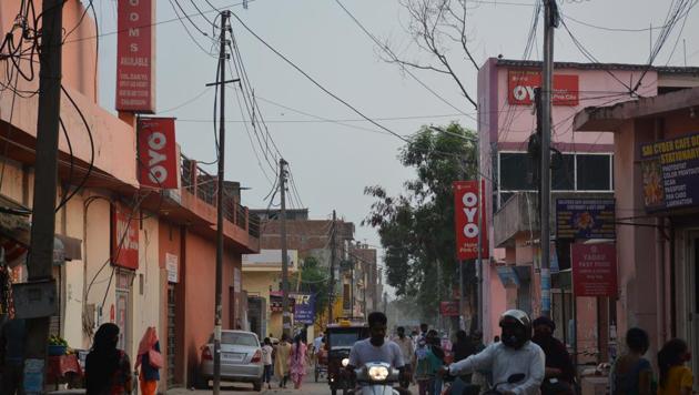Illegal guest houses in Dariya village near the Chandigarh railway station.(SANT ARORA/HT) Illegal guest houses in Dariya village near the Chandigarh railway station.(SANT ARORA/HT)
