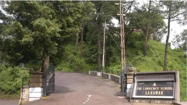 The residential Lawrence School at Sanawar in Solan district boasts of alumni such as former Jammu and Kashmir chief minister Omar Abdullah, former Punjab former deputy chief minister Sukhbir Singh Badal and actor Sanjay Dutt.(HT file photo)