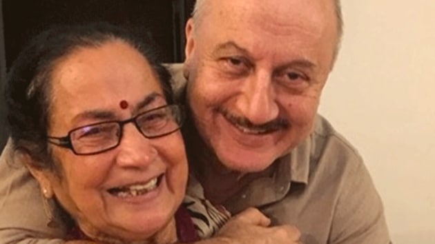 Anupam Kher’s mother, brother, sister-in-law and niece have been diagnosed with Covid-19. The actor had tested negative.