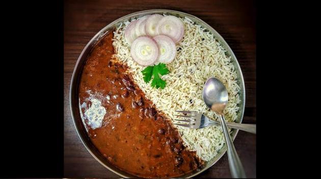 Someone shared this picture to make their point in favour of steel plates. (Twitter/@anshu) Someone shared this picture to make their point in favour of steel plates. (Twitter/@anshu)