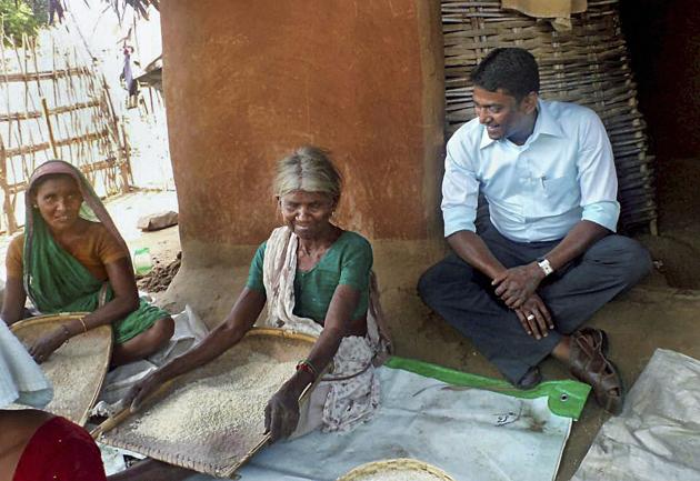 Sukma District Collector Alex Paul Menon who was abducted by Naxals in Chattisgarh in 2012.(PTI) Sukma District Collector Alex Paul Menon who was abducted by Naxals in Chattisgarh in 2012.(PTI)