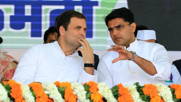 Sachin Pilot (R) is seen with Congress leader Rahul Gandhi during a rally in Jaipur.(PTI File Photo)