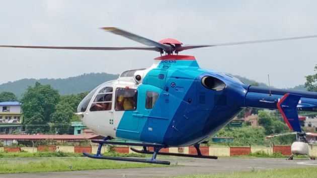 SDRF team leaving from a helipad in Dehradun to conduct aerial search operation for four trekkers missing near Kedarnath area (HT Photo) SDRF team leaving from a helipad in Dehradun to conduct aerial search operation for four trekkers missing near Kedarnath area (HT Photo)