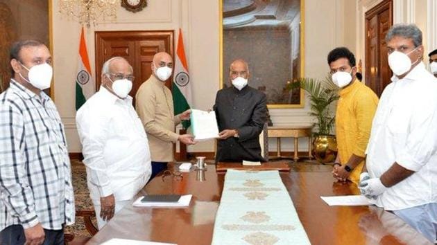 A delegation of five TDP members of parliament met the President in Rashtrapati Nilayam in New Delhi and submitted him a 52-page representation with a long list of complaints against the Jagan Reddy-led government in Andhra Pradesh. (Photo @JayGalla)