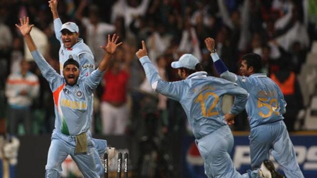 Harhajan Singh, Virender Sehwag, Yuvraj Singh and Sreesanth of India celebrate the run out of Misbah-ul-Haq of Pakistan of the last ball of the innings, which tied the match forcing a bowl-off eventually won by India during the ICC Twenty20 Cricket World Championship match between India and Pakistan at Kingsmead on September 14, 2007 in Durban, South Africa.(Getty Images)