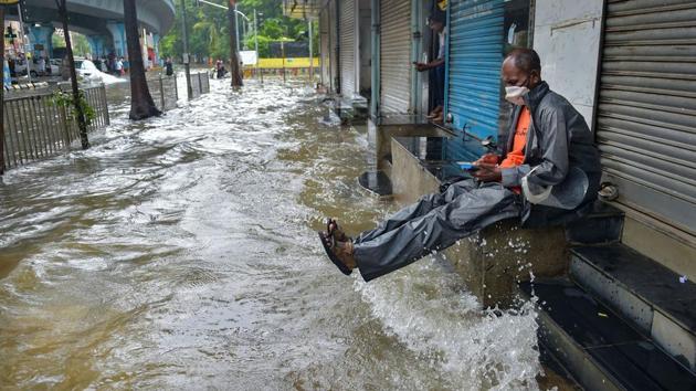 The rainfall will decrease over Saturday and Sunday in the regions predicted to receive heavy to very heavy rainfall on Thursday and Friday. (PTI Photo) The rainfall will decrease over Saturday and Sunday in the regions predicted to receive heavy to very heavy rainfall on Thursday and Friday. (PTI Photo)