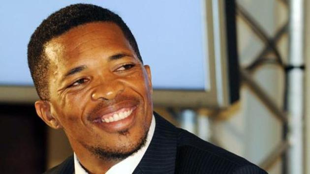 Makhaya Ntini announces his retirement from International Cricket at Summer Place on November 02, 2010 in High Park, Johannesburg, South Africa.(Getty Images) Makhaya Ntini announces his retirement from International Cricket at Summer Place on November 02, 2010 in High Park, Johannesburg, South Africa.(Getty Images)