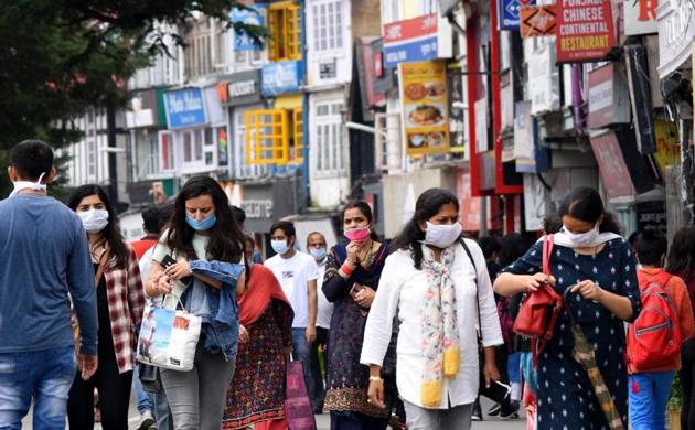 Tourists thronging the Mall in Shimla. On July 16, a family from Delhi stayed at the Circuit House at Chaura Maidan, Shimla, and one member tested positive for Covid-19. (Deepak Sansta/HT file photo) Tourists thronging the Mall in Shimla. On July 16, a family from Delhi stayed at the Circuit House at Chaura Maidan, Shimla, and one member tested positive for Covid-19. (Deepak Sansta/HT file photo)