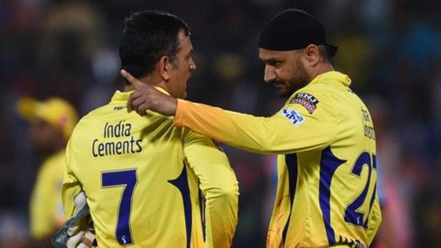 Chennai Super Kings’ M S Dhoni and Harbhajan Singh in action against Delhi Capitals during IPL cricket match. (Vipin Kumar/HT PHOTO) Chennai Super Kings’ M S Dhoni and Harbhajan Singh in action against Delhi Capitals during IPL cricket match. (Vipin Kumar/HT PHOTO)