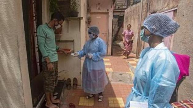 With the 52 new fatalities, the death toll due to the viral infection in Andhra has now risen to 586.(HT PHOTO.)