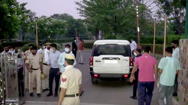 A team of Special Operations Group (SOG) of Rajasthan Police leaves for the resort where Congress MLAs are staying, in Manesar on Friday. (ANI) A team of Special Operations Group (SOG) of Rajasthan Police leaves for the resort where Congress MLAs are staying, in Manesar on Friday. (ANI)