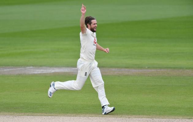 Chris Woakes completed his 100 Test wickets and he got there dismissing Shane Dowrich for his second duck of the match. He gets to the landmark in his 34th Test. Among seamers with 100+ wickets, no other bowler has a higher home and away average differential as much as Woakes. (ICC)