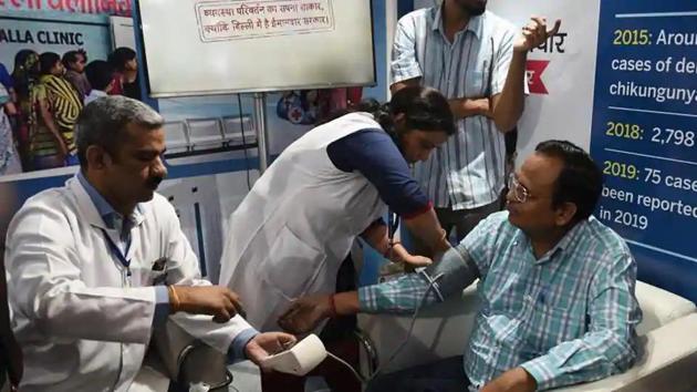 Delhi health minister Satyendra Jain at Rajiv Gandhi Super Speciality Hospital in June.(Vipin Kumar/HT File Photo) Delhi health minister Satyendra Jain at Rajiv Gandhi Super Speciality Hospital in June.(Vipin Kumar/HT File Photo)