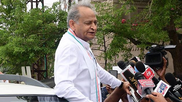 Rajasthan chief minister Ashok Gehlot outside Hotel Fairmont in Jaipur, Rajasthan on Wednesday.(HT Photo)