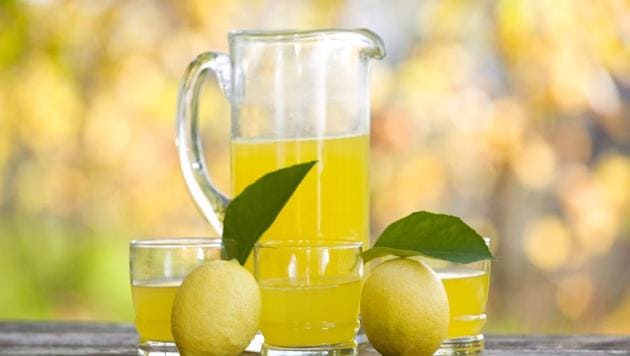 Do you know the right way to squeeze lemons? We tell you how to do it.(Getty Images/iStockphoto)
