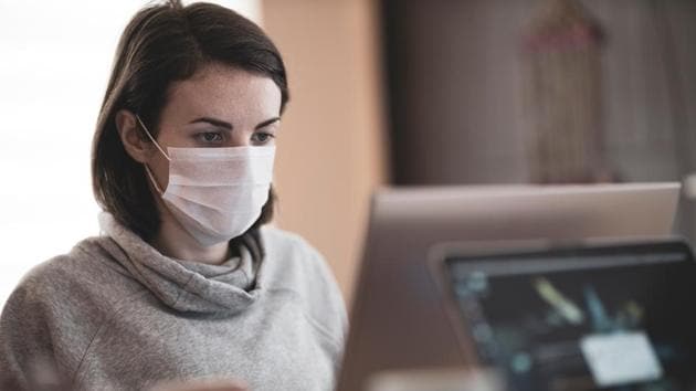 The loosely fitting facial coverings, including a folded cotton handkerchief with ear loops, as well as a bandana were less helpful as with those masks the droplets travelled on average about 1.25 and 3.5 feet. (Representational Image)(Unsplash) The loosely fitting facial coverings, including a folded cotton handkerchief with ear loops, as well as a bandana were less helpful as with those masks the droplets travelled on average about 1.25 and 3.5 feet. (Representational Image)(Unsplash)