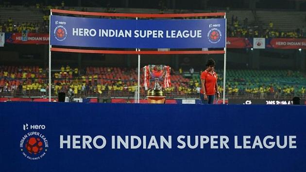The Indian Super League trophy is pictured(Getty Images)