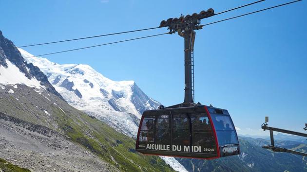 Photos Tourists Rush To French Alps As France S Highest Peak Mont Blanc Reopens Hindustan Times