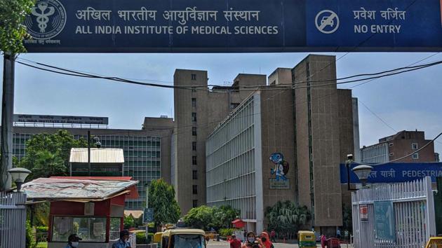 A view of the main entrance to the OPD at All India Institute of Medical Sciences (AIIMS), in New Delhi.(Biplov Bhuyan/HT PHOTO) A view of the main entrance to the OPD at All India Institute of Medical Sciences (AIIMS), in New Delhi.(Biplov Bhuyan/HT PHOTO)