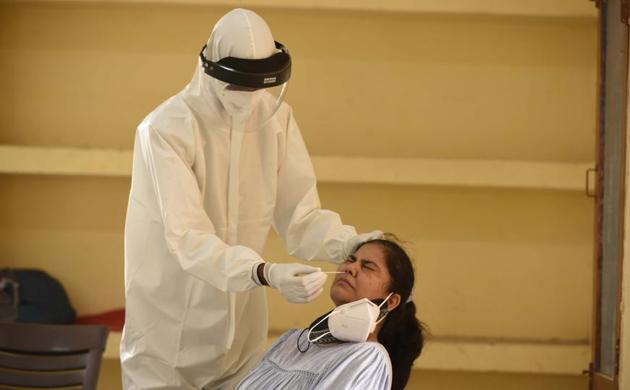 As per the medical bulletin, the cumulative number of Covid-19 positive cases climbed to 26,858 on Monday, while as many as 20,226 patients have been discharged after getting cured so far. (HT FILE) As per the medical bulletin, the cumulative number of Covid-19 positive cases climbed to 26,858 on Monday, while as many as 20,226 patients have been discharged after getting cured so far. (HT FILE)