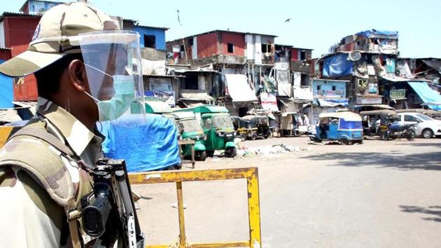 CRPF and CISF personnel deployed the area during a nationwide lockdown in the wake of coronavirus pandemic in Bandra on Saturday.(ANI) CRPF and CISF personnel deployed the area during a nationwide lockdown in the wake of coronavirus pandemic in Bandra on Saturday.(ANI)
