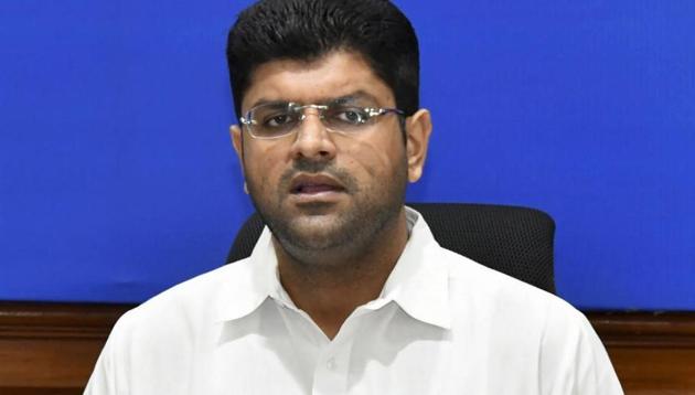 Haryana deputy chief minister Dushyant Chautala addresses a press conference in Chandigarh on Thursday.(PTI) Haryana deputy chief minister Dushyant Chautala addresses a press conference in Chandigarh on Thursday.(PTI)