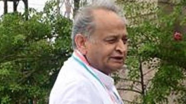 Rajasthan chief minister Ashok Gehlot claims to have comfortable majority in the 200-member state assembly. (HT Photo) Rajasthan chief minister Ashok Gehlot claims to have comfortable majority in the 200-member state assembly. (HT Photo)
