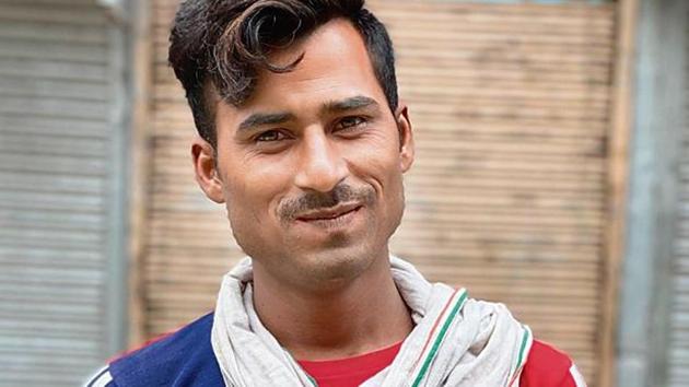 In his early 20s, Arman has been a Delhiwalla for a decade. His family, comprising his mother and siblings, live in the village in Bahraich, UP. (HT Photos) In his early 20s, Arman has been a Delhiwalla for a decade. His family, comprising his mother and siblings, live in the village in Bahraich, UP. (HT Photos)
