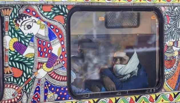 Railways has also scrapped a tender for thermal cameras meant for ‘Covid-19 surveillance’ after Indian firms alleged that the tender specifications favoured a Chinese company.(PTI PHOTO.) Railways has also scrapped a tender for thermal cameras meant for ‘Covid-19 surveillance’ after Indian firms alleged that the tender specifications favoured a Chinese company.(PTI PHOTO.)