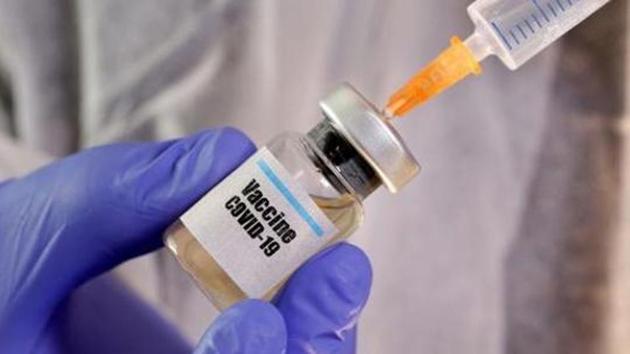 They were directed to submit their reply by July 20, failing which it would be presumed they have nothing to say in the matter and action deemed fit will be initiated under provisions of the Drugs and Cosmetics Act.(REUTERS) They were directed to submit their reply by July 20, failing which it would be presumed they have nothing to say in the matter and action deemed fit will be initiated under provisions of the Drugs and Cosmetics Act.(REUTERS)
