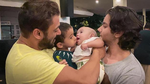 Salman with sister Arpita’s kids Ahil and Ayat and Sohail Khan’s son Nirvan.