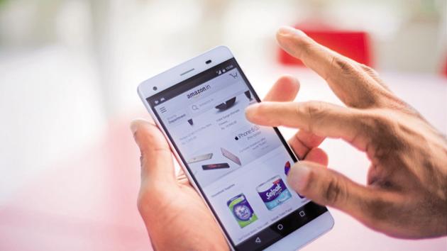 E-commerce platforms have to acknowledge the receipt of any complaint from a consumer within 48 hours and redress the complaint within a month.(Mint Archive)