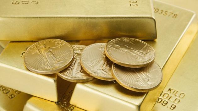 Spot gold rose 1.5% to $1,928.83 per ounce by 0306 GMT after hitting an all-time high of $1,933.30. US gold futures climbed 1.4% to $1,924.20.(Getty Images) Spot gold rose 1.5% to $1,928.83 per ounce by 0306 GMT after hitting an all-time high of $1,933.30. US gold futures climbed 1.4% to $1,924.20.(Getty Images)