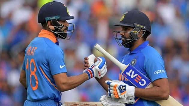 Virat Kohli and Rohit Sharma batting together for India.(Getty Images)