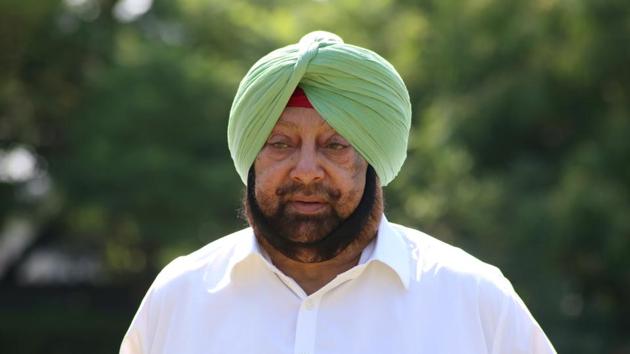 Through a tweet, Punjab CM Amarinder Singh urged External affairs minister S Jaishankar to convey Punjab’s concerns in strongest terms to Pakistan to safeguard all Sikh places of reverence.(Sanjeev Sharma/HT file photo)