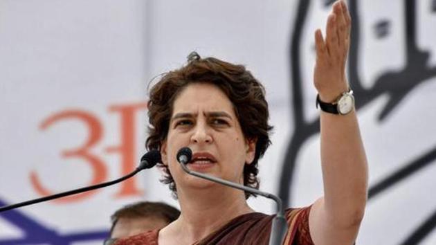 Congress General Secretary Priyanka Gandhi Vadra addresses a public meeting in Agra.(PTI file photo)