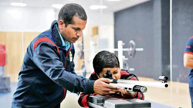 Parents are wary of sending children to train at academies in the time of the pandemic (Abhinav Saha/HT) Parents are wary of sending children to train at academies in the time of the pandemic (Abhinav Saha/HT)