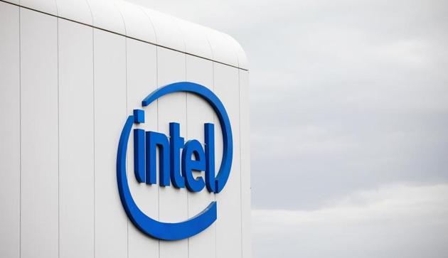 Intel said it is reorganizing its technology, systems architecture and client group. Its new leaders will report directly to Chief Executive Officer Bob Swan.(Reuters)