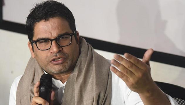 Political strategist Prashant Kishor has said the entire focus in Bihar should on fighting the Covid-19 pandemic.(HT FILE PHOTO)