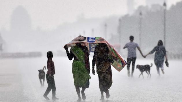 Rains lashed Delhi on Wednesday bringing relief from humidity. (Hindustan Times) Rains lashed Delhi on Wednesday bringing relief from humidity. (Hindustan Times)