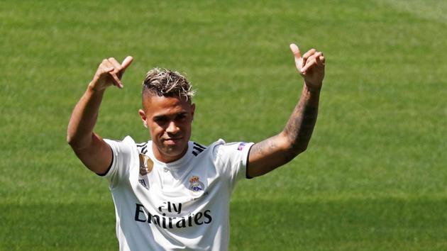 Real Madrid's Mariano Diaz gestures to fans.(REUTERS)