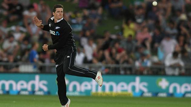 Mitchell Santner in action for New Zealand.(Getty Images)