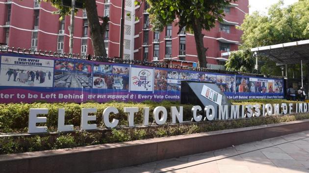 The EC has sought views of all parties on the elections. (Arvind Yadav/HT PHOTO) The EC has sought views of all parties on the elections. (Arvind Yadav/HT PHOTO)