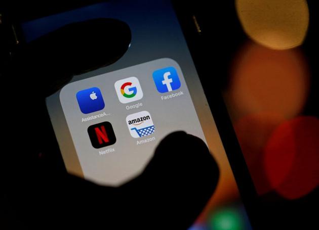 If no agreement is reached between Facebook, Google and traditional media outlets there will be a binding arbitration process and penalties for breaching the code will be up to A$10 million ($7 million)(REUTERS) If no agreement is reached between Facebook, Google and traditional media outlets there will be a binding arbitration process and penalties for breaching the code will be up to A$10 million ($7 million)(REUTERS)