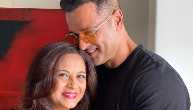 Rohit Roy and wife Manasi Joshi will be seen in Locked in Love.