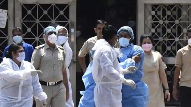 MP has reported 34,285 Covid-19 cases, including 750 new infections, until Monday night.(HT file photo)